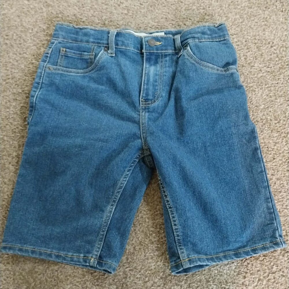 Levi kids jean shorts size 18
